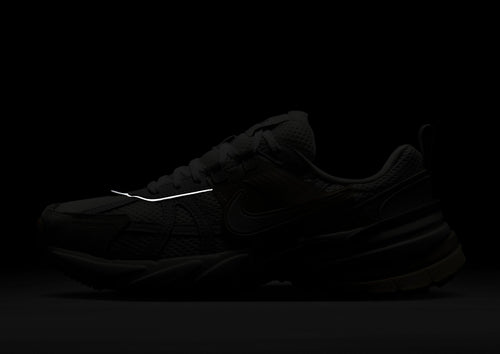 รองเท้าผู้หญิง V2K Run