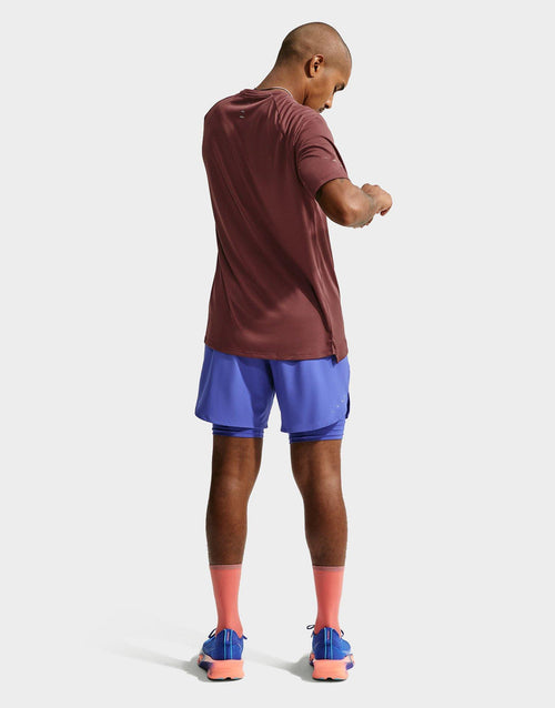 เสื้อยืดผู้ชาย Stride Dri-FIT ADV Running