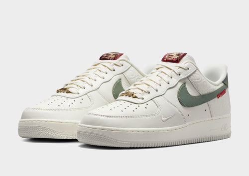 รองเท้าผู้ชาย Air Force 1 '07