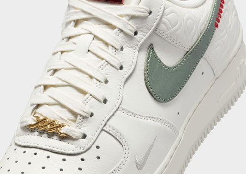 รองเท้าผู้ชาย Air Force 1 '07