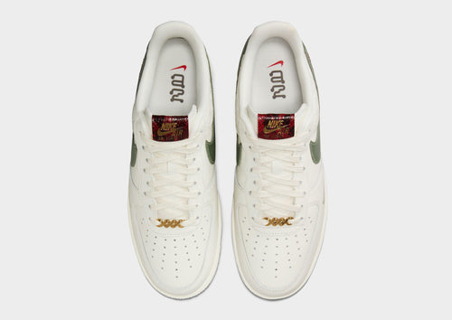รองเท้าผู้ชาย Air Force 1 '07