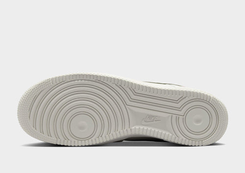 รองเท้าผู้ชาย Air Force 1 '07