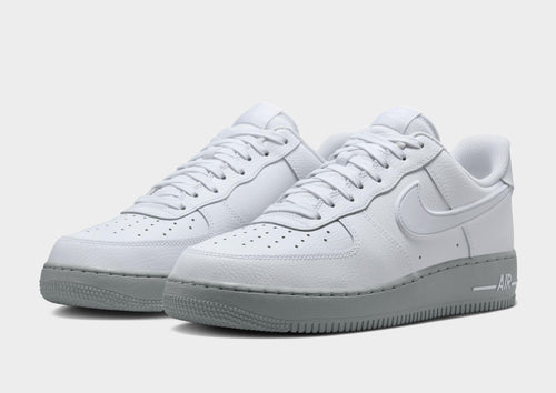 รองเท้าผู้ชาย Air Force 1 '07