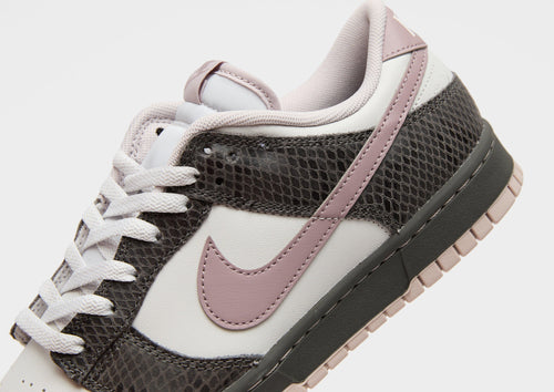 รองเท้าผู้ชาย Dunk Low SE