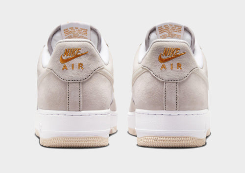 รองเท้าผู้ชาย Air Force 1 '07