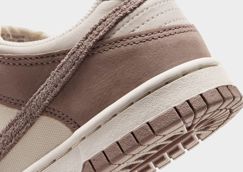 รองเท้าเด็กโต Dunk Low SE