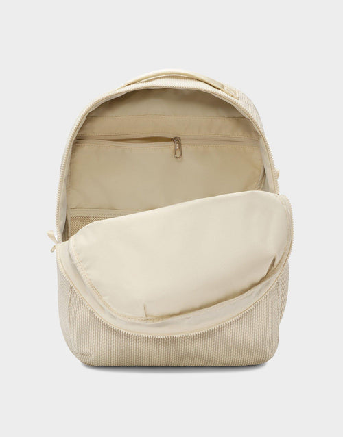 กระเป๋าสะพายหลัง Aura (24L)