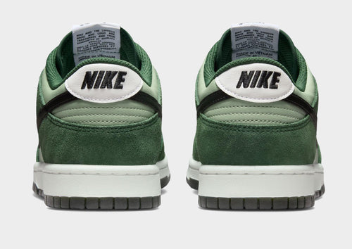 รองเท้าผู้ชาย Dunk Low Retro SE