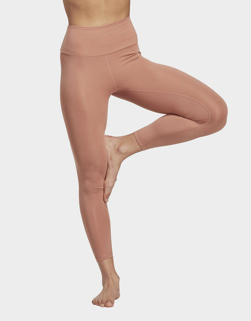 กางเกงเลกกิ้งผู้หญิง Yoga Essentials High-Waisted