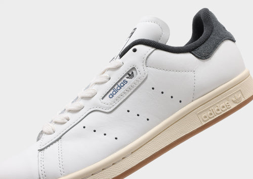 รองเท้าผู้ชาย Stan Smith