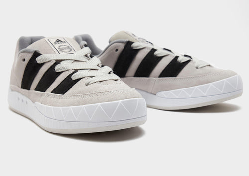 รองเท้าผู้ชาย Adimatic