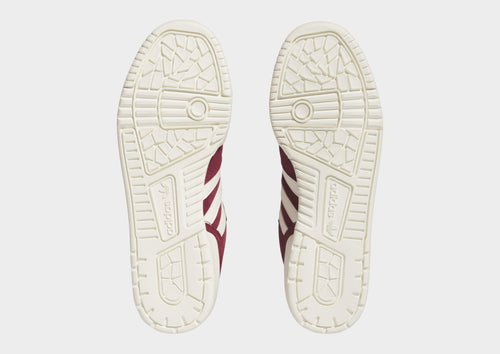 รองเท้าผู้หญิง Rivalry Low