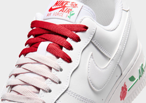 รองเท้าผู้หญิง Air Force 1 '07 SE