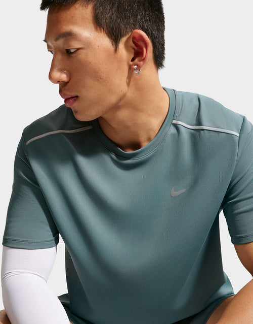 เสื้อแขนสั้นผู้ชาย Miler Dri-FIT