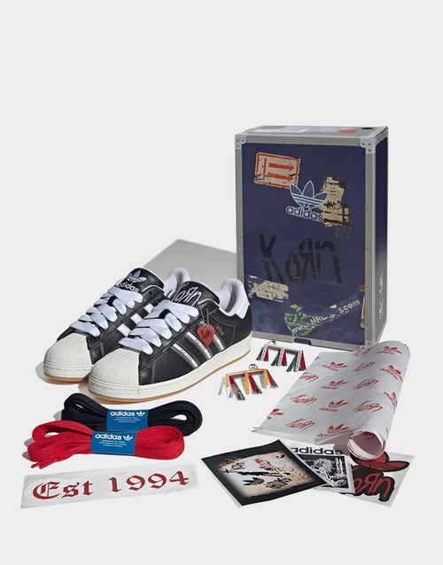 รองเท้าผู้ชาย Superstar Korn