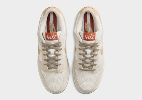 รองเท้าผู้หญิง Dunk Low