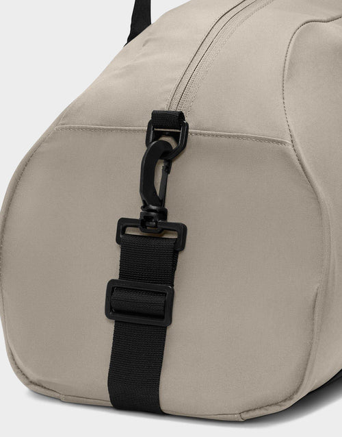 กระเป๋า Training Duffel (24L)