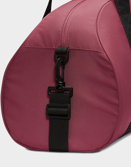กระเป๋า Training Duffel (24L)