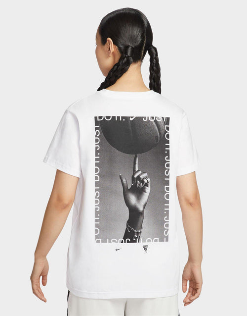 เสื้อยืดผู้หญิง Basketball