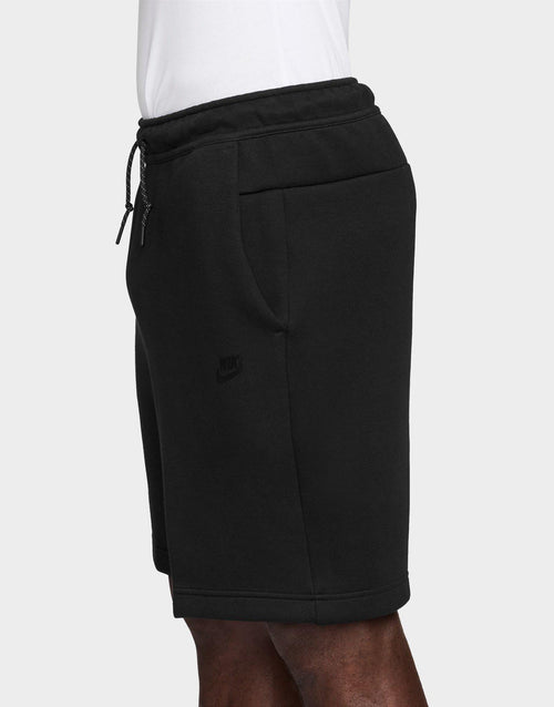 กางเกงขาสั้นผู้ชาย Tech Fleece