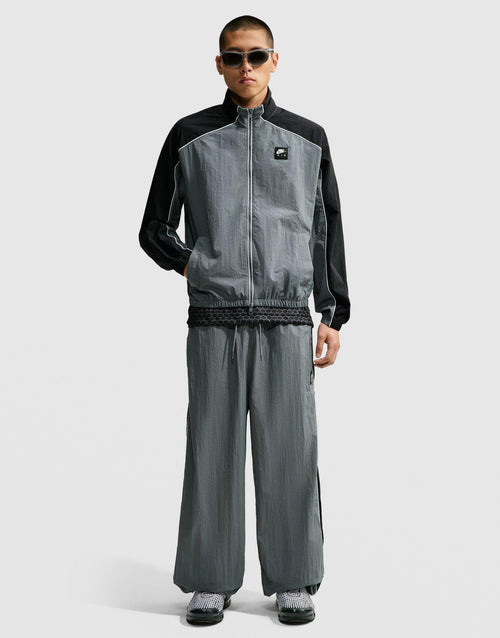 เสื้อแขนยาวผู้ชาย Air Woven Track