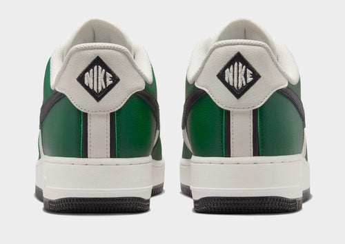 รองเท้าผู้ชาย Air Force 1 '07 LV8