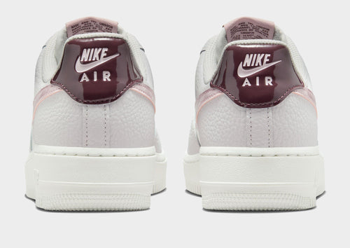 รองเท้าผู้หญิง Air Force 1 '07