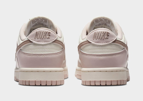 รองเท้าผู้หญิง Dunk Low