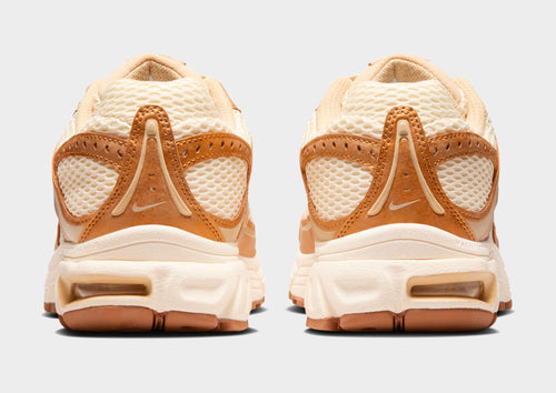 รองเท้าผู้หญิง Air Max Moto 2K