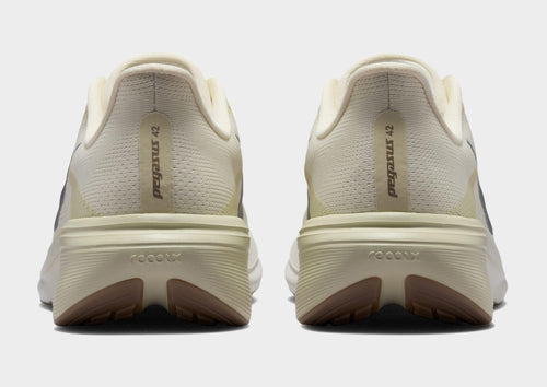 รองเท้าผู้ชาย Pegasus 42