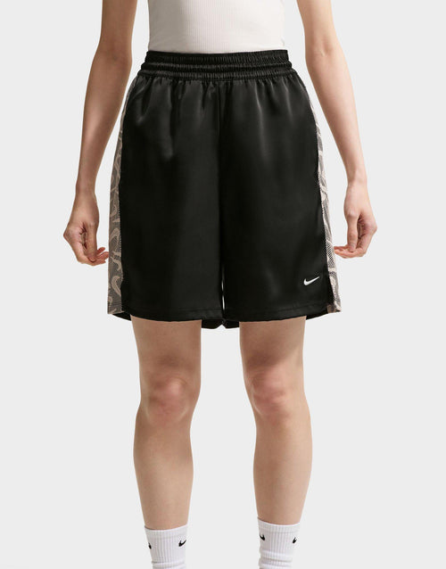 กางเกงขาสั้นผู้หญิง Sportswear Chill Lace