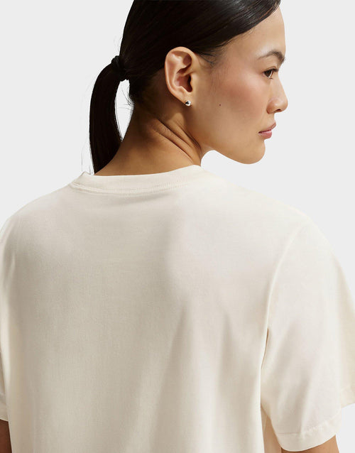 เสื้อยืดผู้หญิง Sportswear