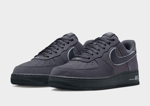 รองเท้าผู้ชาย Air Force 1 '07 LV8