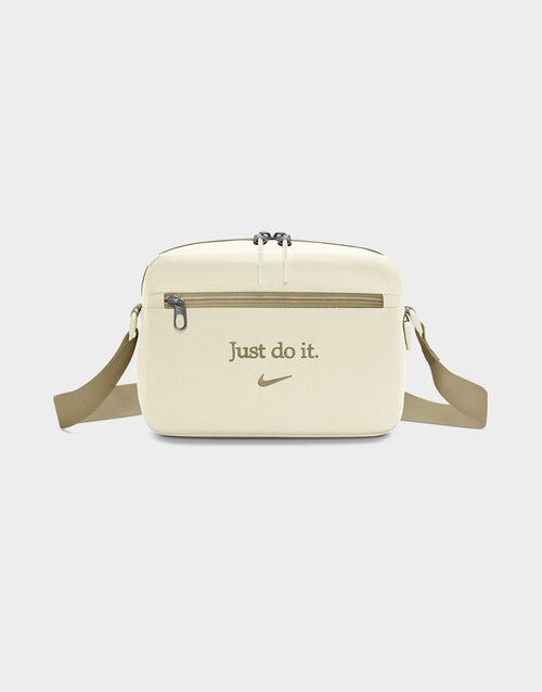 กระเป๋าพาดลำตัว Heritage Crossbody 2.0 (3.1L)