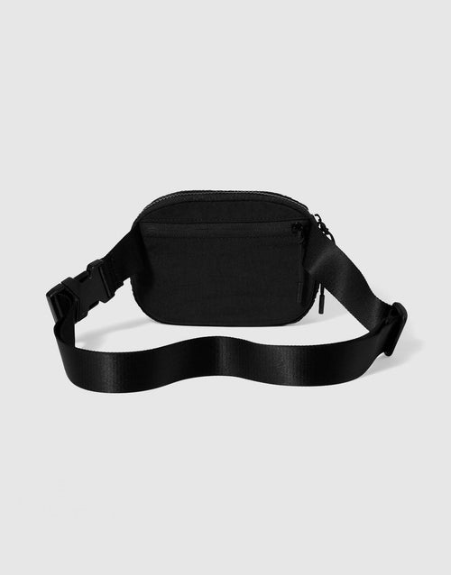 กระเป๋า Aura Waistpack (2L)