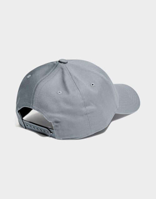 หมวกแก็ป Metallic Trefoil Baseball