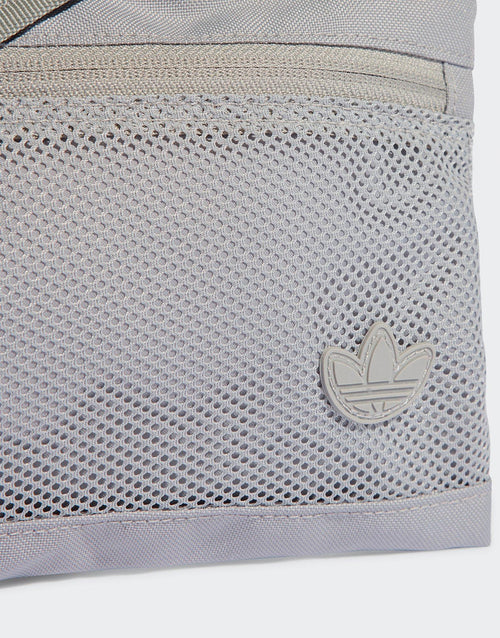 กระเป๋าสะพายข้าง Adicolor