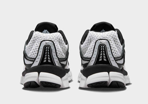 รองเท้าผู้ชาย Zoom Skylon 11