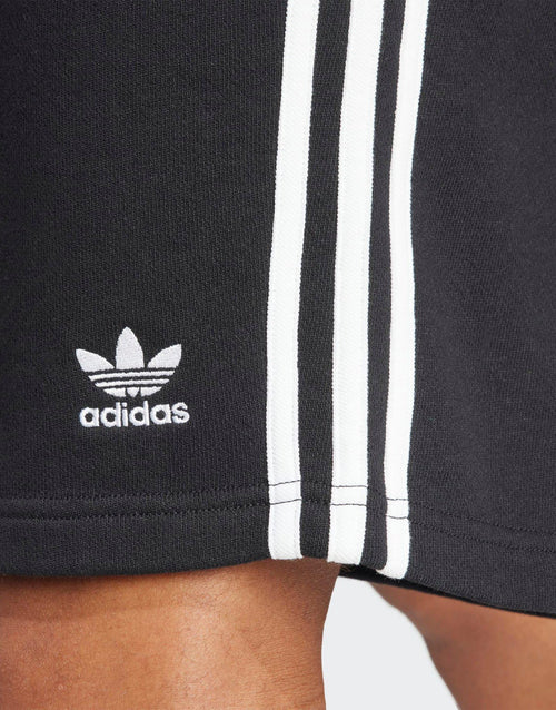 กางเกงขาสั้นผู้ชาย Adicolor 3-Stripes