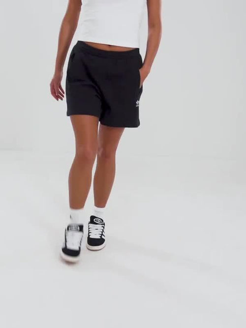 เสื้อยืดผู้หญิง Essential Slim