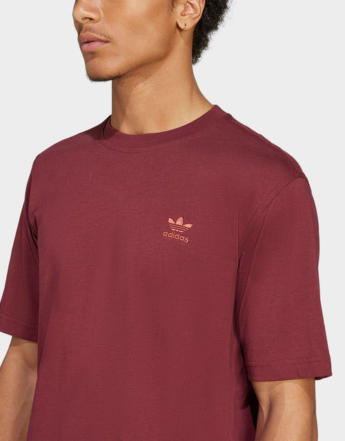 เสื้อยืดผู้ชาย Trefoil Essentials