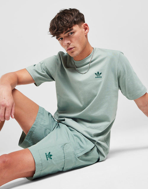 เสื้อยืดผู้ชาย Trefoil Essentials