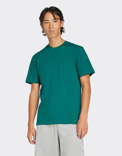 เสื้อยืดผู้ชาย Trefoil Series