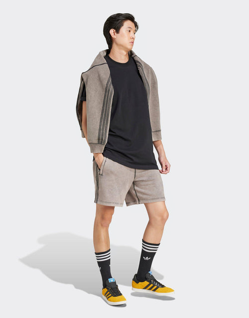 เสื้อยืดผู้ชาย Fashion Label