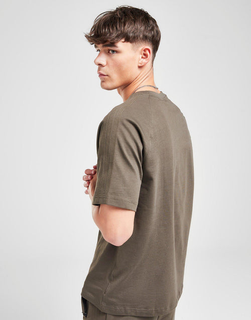 เสื้อยืดผู้ชาย Premium Essentials