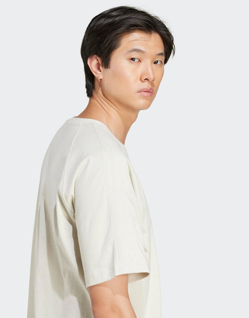 เสื้อยืดผู้ชาย Premium Essentials