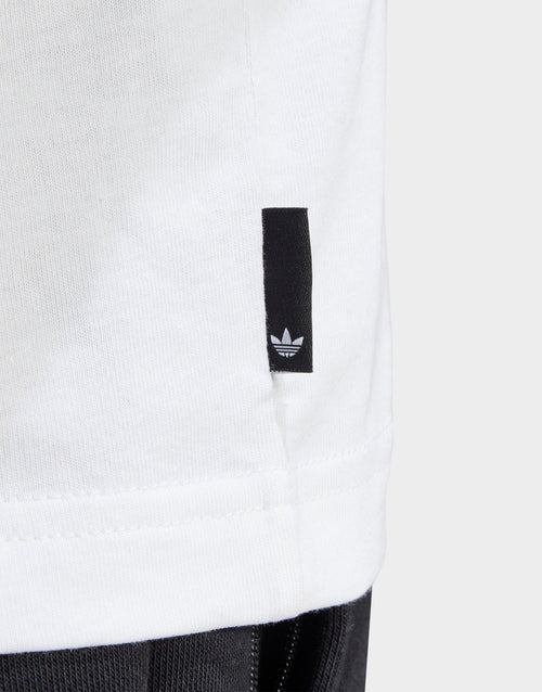 เสื้อยืดผู้ชาย Trefoil Series