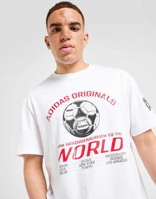เสื้อยืดผู้ชาย 90s Football Graphic