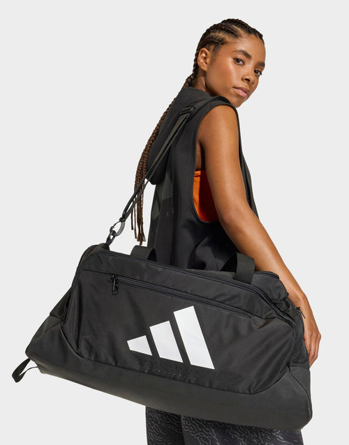 กระเป๋า Training Defender Duffle (60.6L)