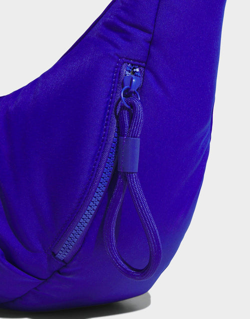 กระเป๋าสะพายไหล่ Must Haves Puffy